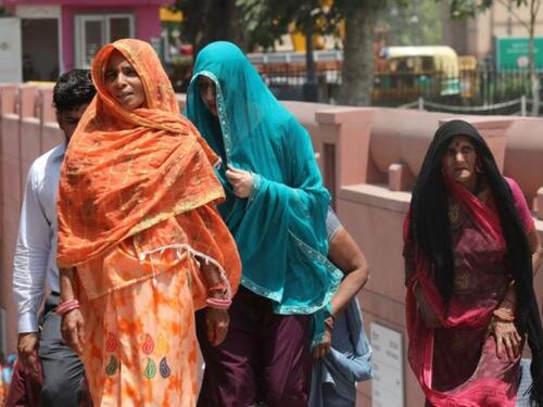 Ogromne vrućine u Indiji uzele više od 100 života