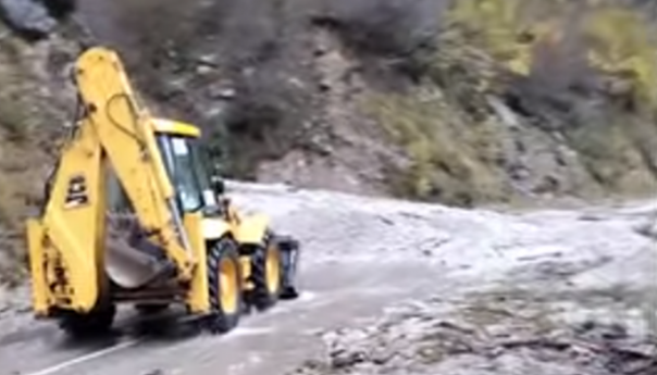 Ogromno klizište sručilo se na put Jablanica - Blidinje