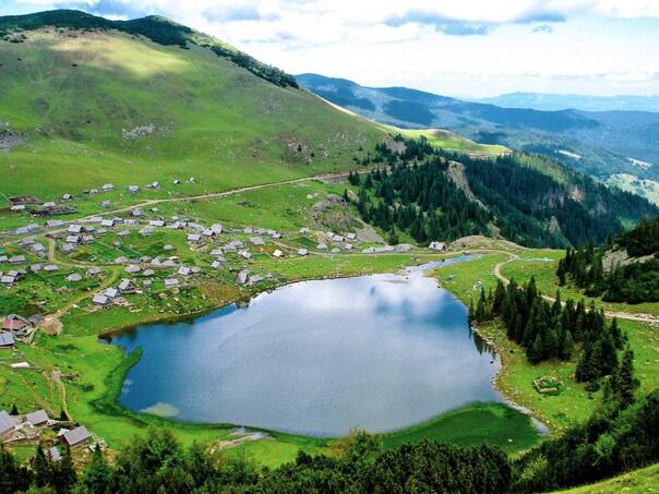 OHR i misija UN-a u BiH obilježavaju godišnjicu tragične pogibije 12 kolega na Prokoškom jezeru