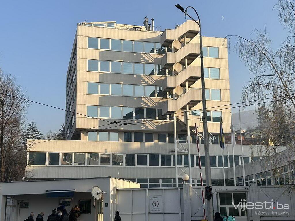 OHR: NSRS implementira deklaraciju Svesrpskog sabora