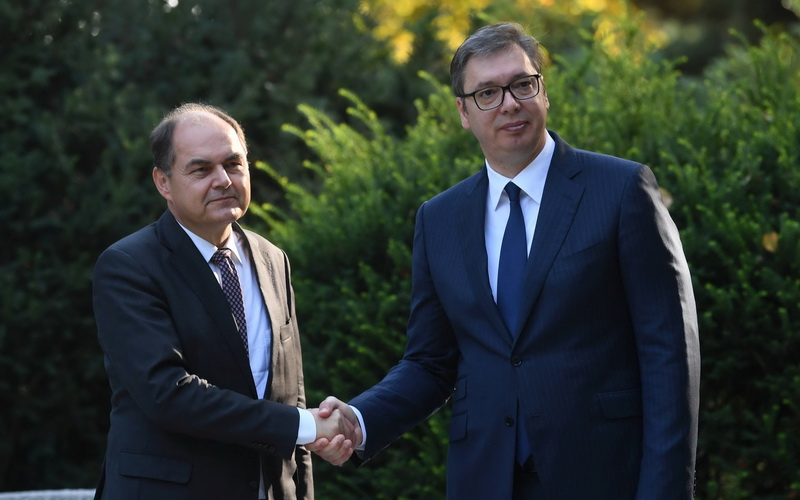 OHR objavio detalje razgovora Schmidta i Vučića