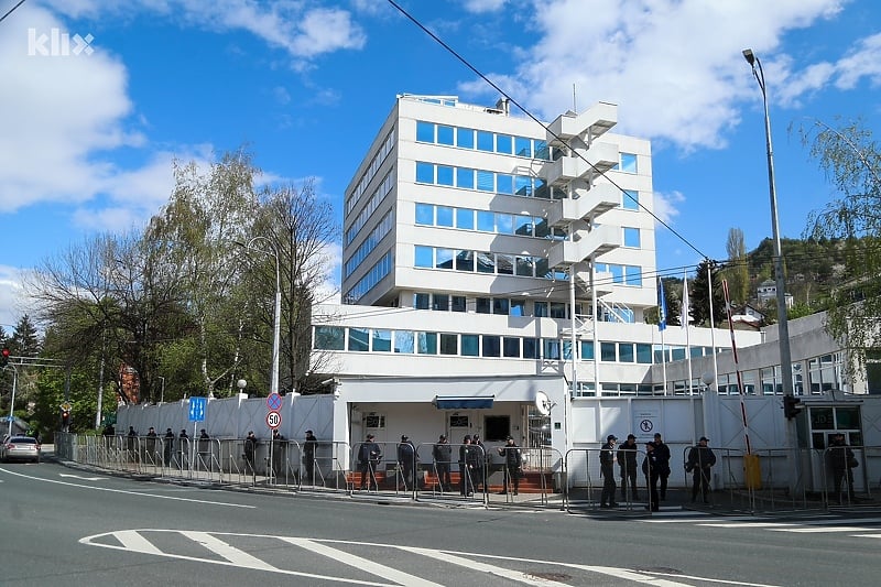 OHR razmatra 'modalitete' vlasništva državne imovine