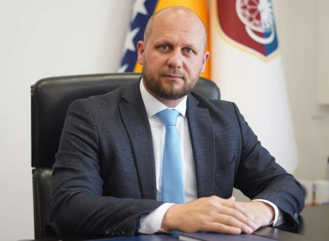 Okerić: Važnije je pitanje za šta smo se zadužili nego koliko