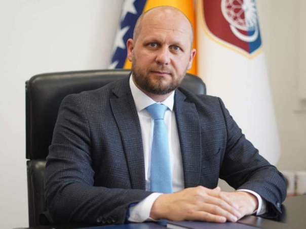 Okerić: Važnije je pitanje za šta smo se zadužili nego koliko