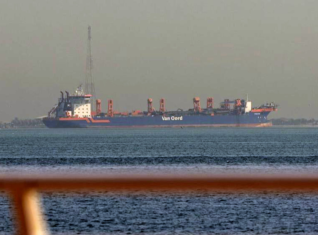 Oko 1.000 brodova zadržano u blizini Hormuškog moreuza