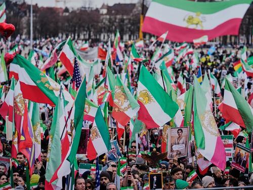 Oko 200.000 ljudi na protestu u Minhenu protiv iranske vlasti