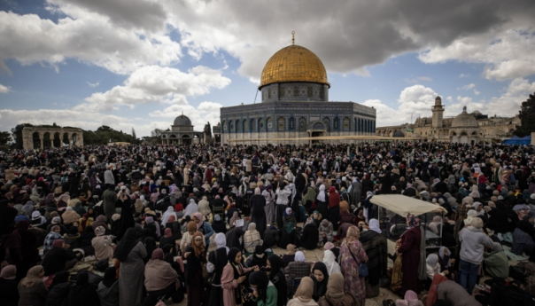 Oko 250.000 vjernika klanjalo džuma-namaz u Al-Aksi