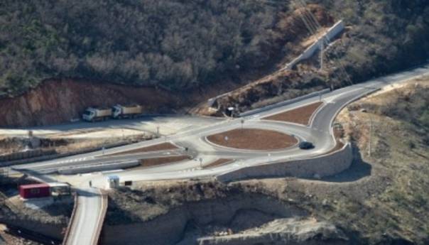 Oko 400 radnika iz Kine ipak stiže na gradilište autoceste u Crnoj Gori