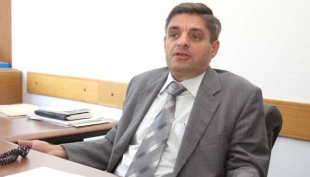 Okolić: Nema knjiženja vojne imovine na BiH