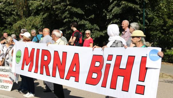 Okončani protesti pred OHR-om, sutra u 13 sati novi