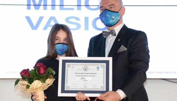 Olimpijski komitet BiH uručio sportistima priznanja za vrhunske rezultate