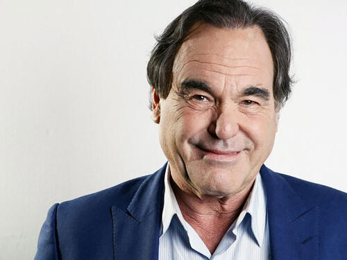 Oliver Stone: Optužbe protiv Trumpa su 'smiješne'