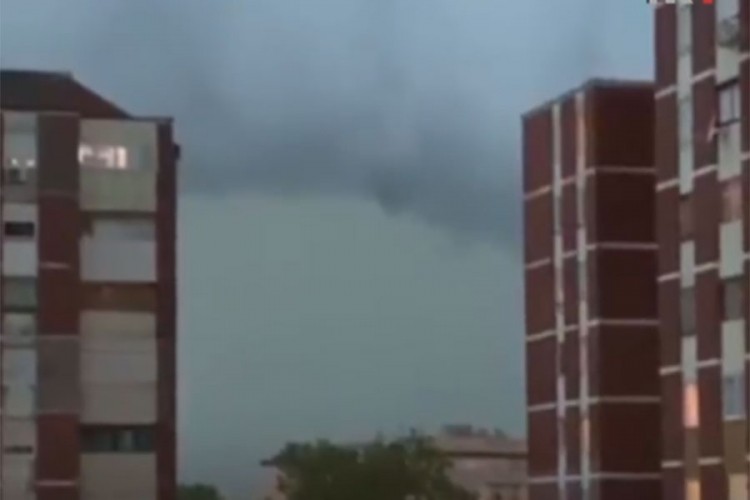 Olujno nevrijeme pogodilo Hrvatsku, padao grad veličine oraha