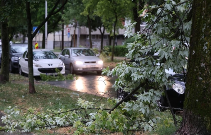 Olujno nevrijeme u Hrvatskoj, grad veličine oraha, ima povrijeđenih