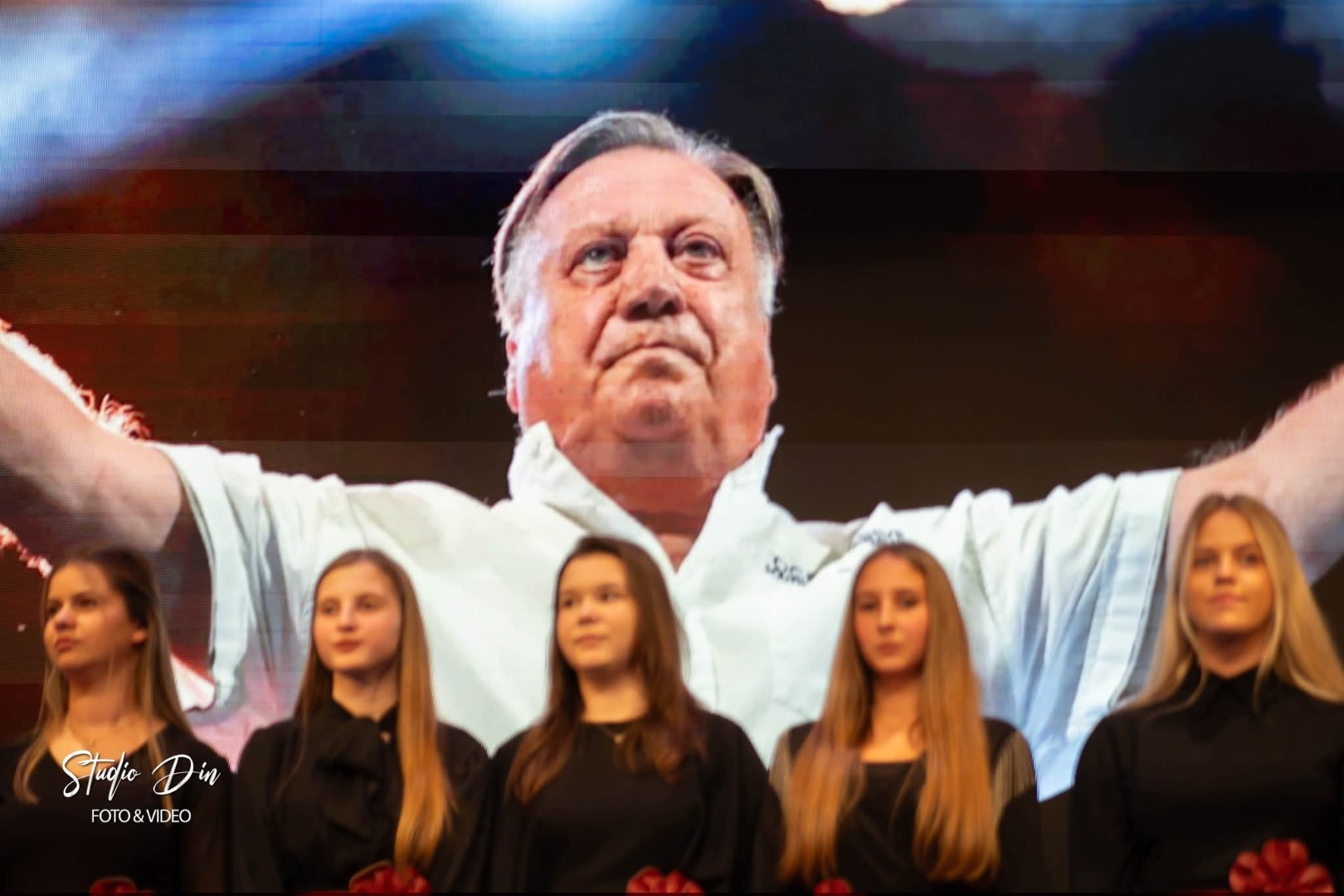 Omaž Halidu Bešliću u Prijedoru: Veče emocija, muzike i sjećanja