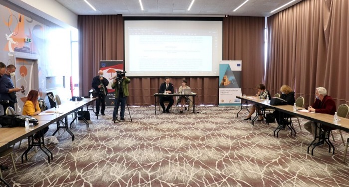 Ombudsmeni i udruženja u zaštiti potrošača