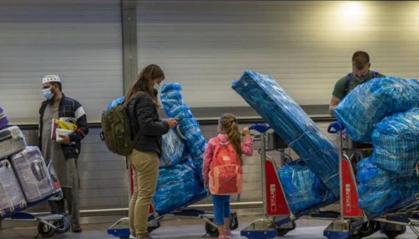 Omikron soj potvrđen u Britaniji, Njemačkoj i Italiji