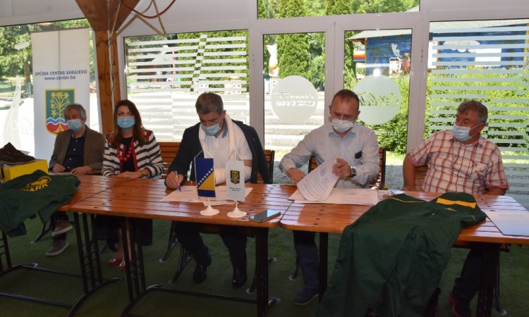 Općina Centar nabavila zaštitnu opremu za radnike preduzeća 'Park'