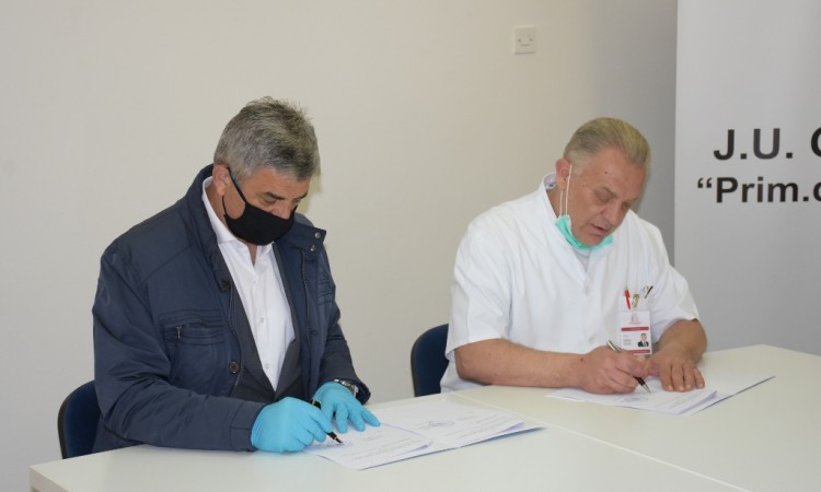 Općina Centar osigurala vozilo za potrebe Opće bolnice 'Prim. dr. Abdulah Nakaš'