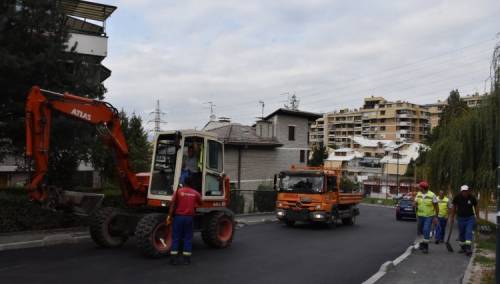 Općina Centar: U Ulici Safeta Pašalića položen novi asfalt
