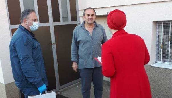 Općina Centar: Započela podjela higijenskih paketa za najugroženije stanovnike