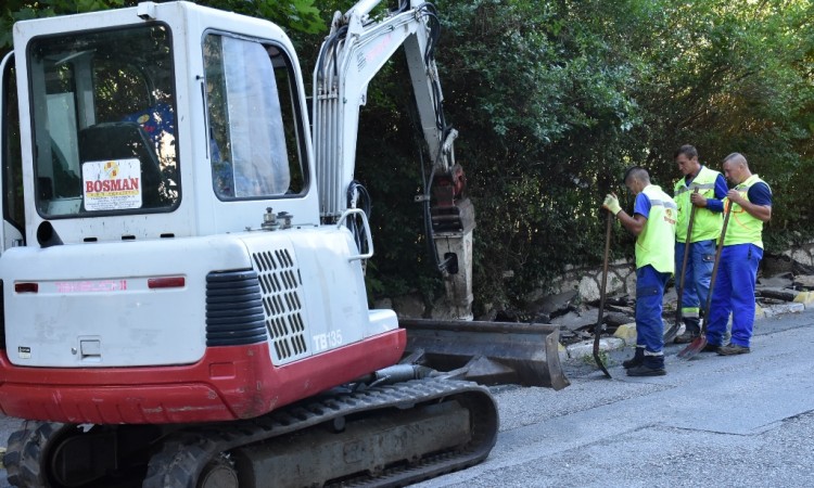 Općina Centar: Započela sanacija saobraćajnice u Ulici Gabelina