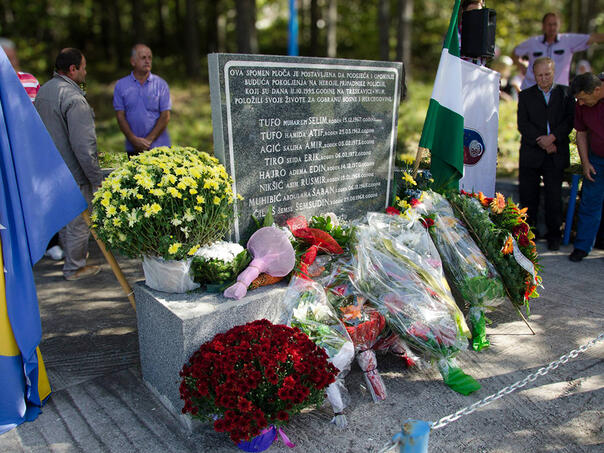 Općina Hadžići obilježava sjećanje na osam stradalih policajaca na Humu