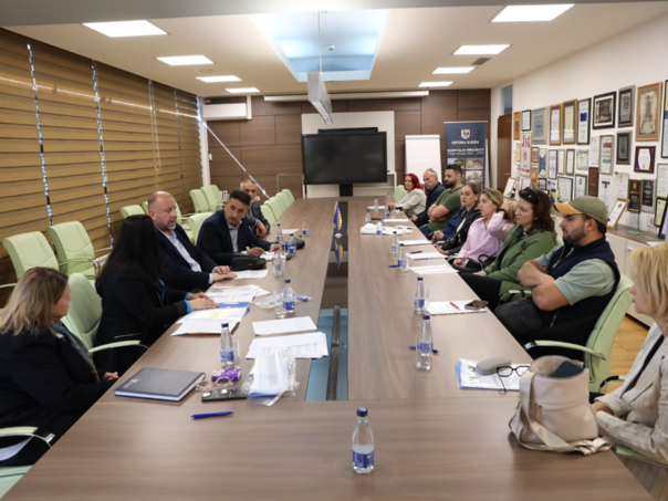 Općina Ilidža: Potpisani ugovori s privrednim subjektima i nezaposlenim osobama u okviru javnih poziva