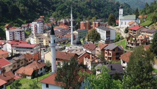 Općina Srebrenica dodjeljuje 23 građevinska stambena kontejnera