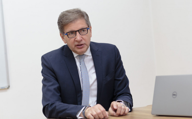 Opet prekinuta Konvencija, članovi žestoko kritikovali Hadžikadića