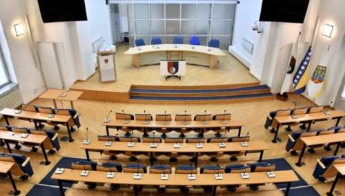 Opet prekinuta sjednica Skupštine KS