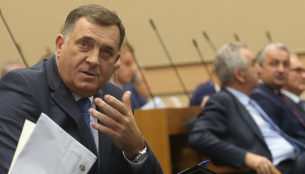 Opozicija: Dodikov sukob s Njemačkom je suicid