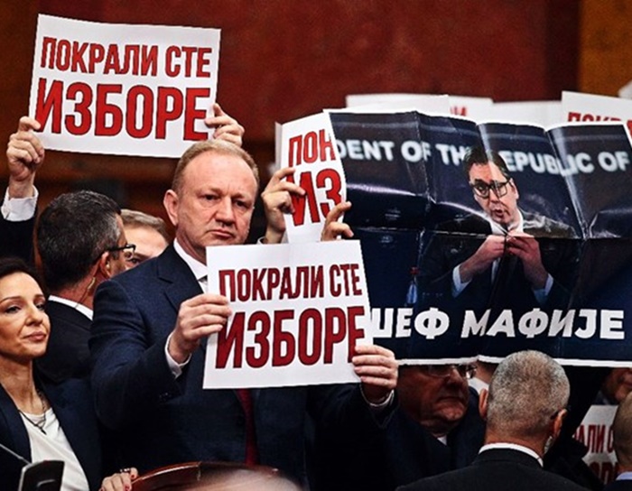 Opozicija optužuje SNS za krađu: Čekaju li Beograd novi izbori?