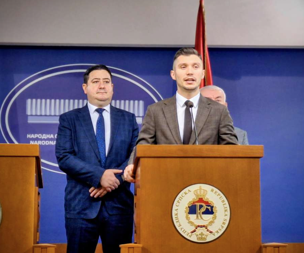 Opozicija predala zahtjev za održavanje sjednice NSRS o stanju u mljekarstvu