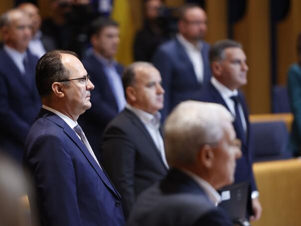 Opozicija preuzela većinu u Domu naroda: Moguća smjena Čovića i Špirića?