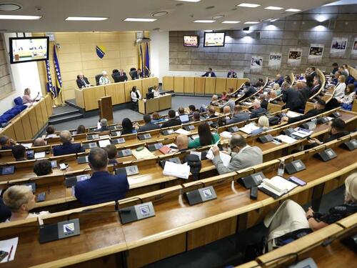 Opozicija traži hitnu sjednicu Federalnog parlamenta o minimalnoj plati