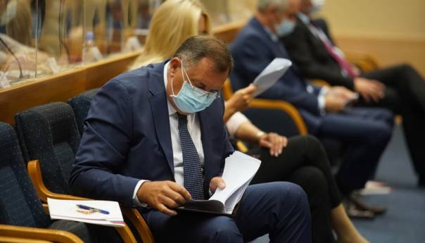 Opozicija uoči sjednice NSRS: Dodikova politika propala