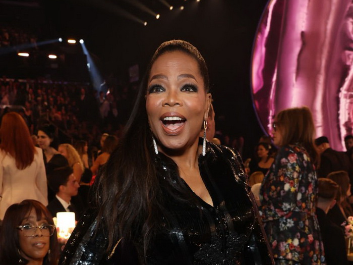 Oprah kakvu nikad nismo vidjeli: U 70. godini oduševila izgledom