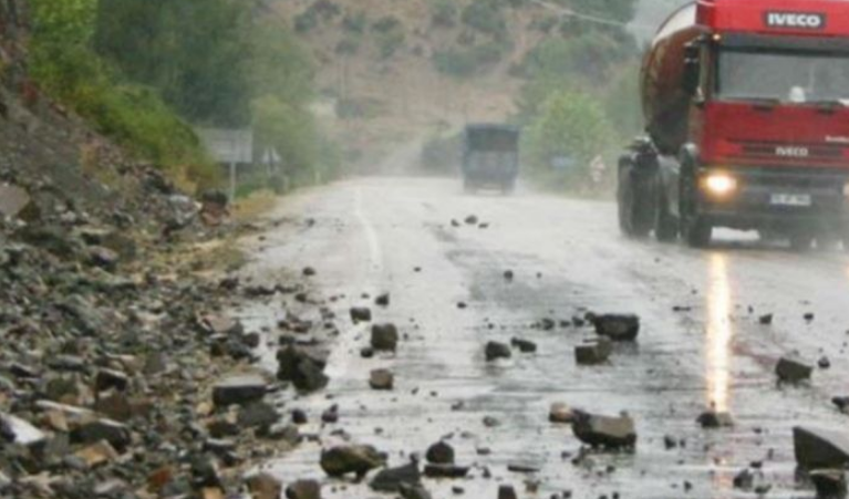 Oprez vozači: Povećana opasnost od odrona