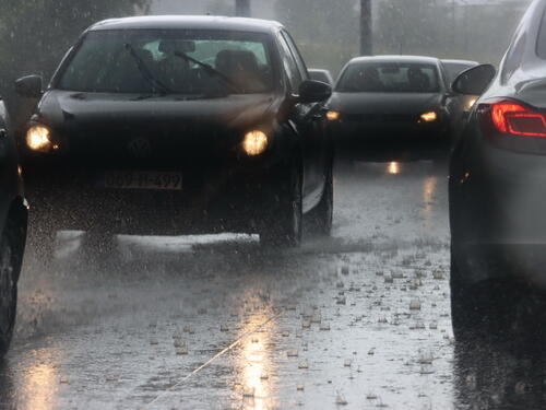 Oprezna vožnja na sjeveroistoku i centralom dijelu BiH zbog kiše