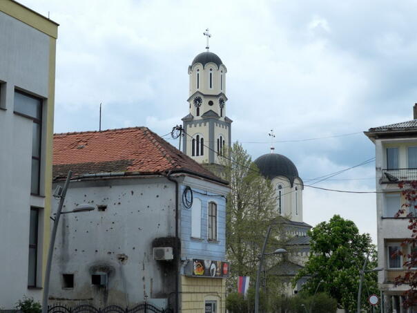 Optuženi za zločine u Derventi čekaju dostavu optužnice iz Doboja