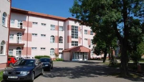 Optuženi zbog ilegalnog uvoza i prodaje vozila u BiH