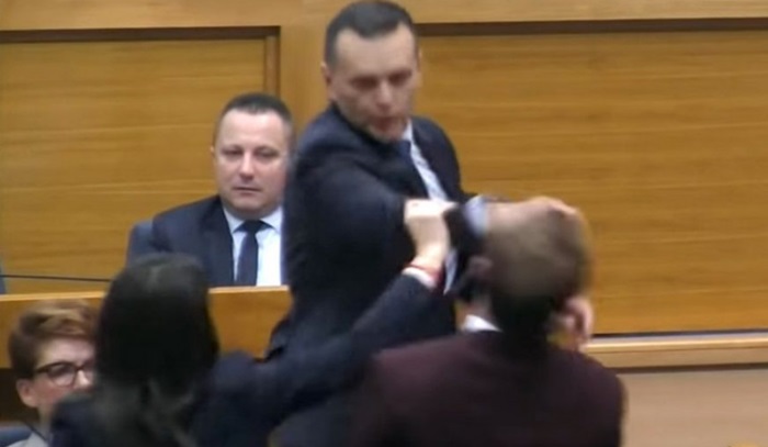 Optužnica protiv Lukača zbog udaranja Stanivukovića