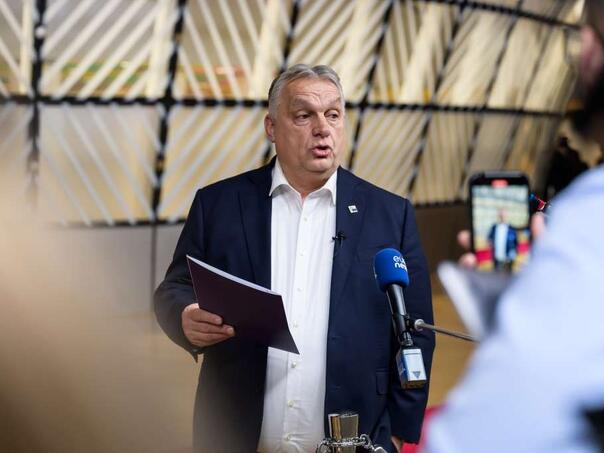 Orban: Ostajem u politici i nastavljam borbu protiv EU