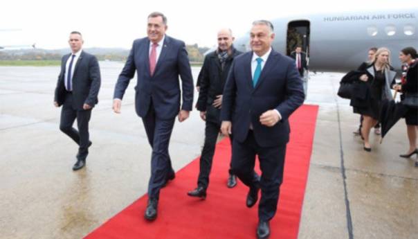 Orban završio prijateljsku posjetu Laktašima