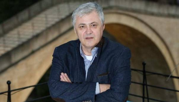 Oručević o novom snimku rušenja Starog mosta: Opomena svima