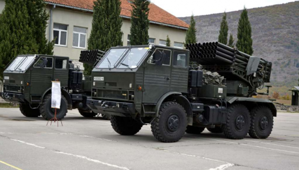 Oružane snage BiH Danom otvorenih vrata u Mostaru pokazale svoje sposobnosti