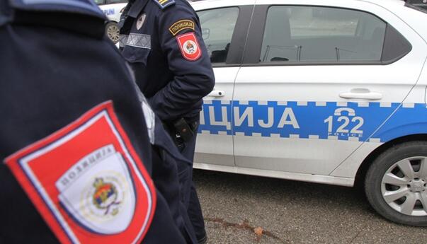 Osam lica osumnjičeno za neovlašćeno korištenje ličnih podataka i pranje novca