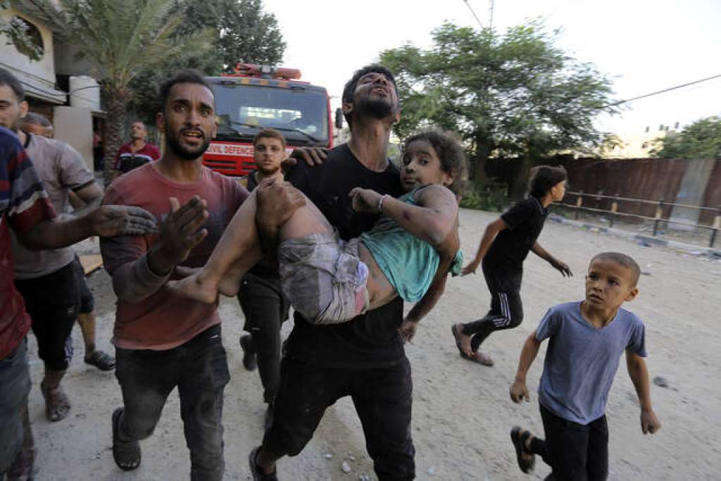 Osam Palestinaca poginulo u izraelskim zračnim udarima širom Gaze