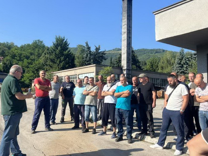 Osamnaest zeničkih rudara još uvijek se nalaze u jami Raspotočje